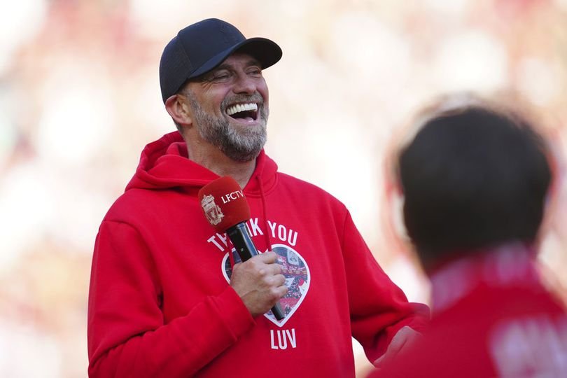Perasaan Jurgen Klopp Melihat Arne Slot Langsung Juara di Liverpool: Benarkah Cuma Pura-Pura Bahagia?